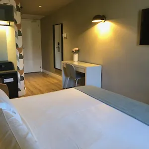 3* Hotel Nuria